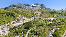 Fidjeland skitrekk med to fjell-trekk